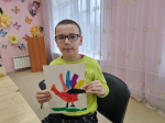 Хочу раскрасить этом мир, чтоб злой герой в нём добрым был